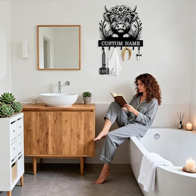 Personalized Highland Cow Key Holder Wall Mount, Custom Metal Key Rack Key Holder with Name, Deer Cabin Wall Keys Hanger with Hooks for Entryway, Front Door, Hallway, Kitchen, Living Room