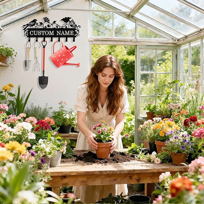 Personalized Bird Key Holder Wall Mount, Custom Metal Key Rack Key Holder with Name, Deer Cabin Wall Keys Hanger with Hooks for Entryway, Front Door, Hallway, Kitchen, Living Room